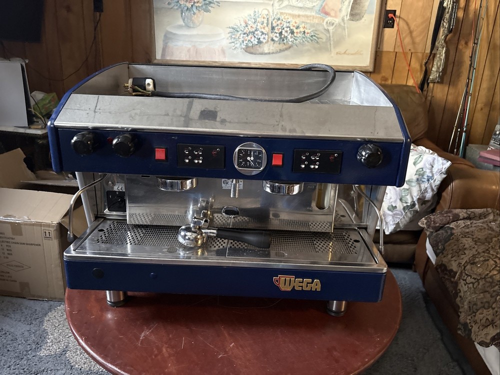 WEGA ATLAS EVD 2 GROUP ESPRESSO COFFEE MACHINE COMMERCIAL