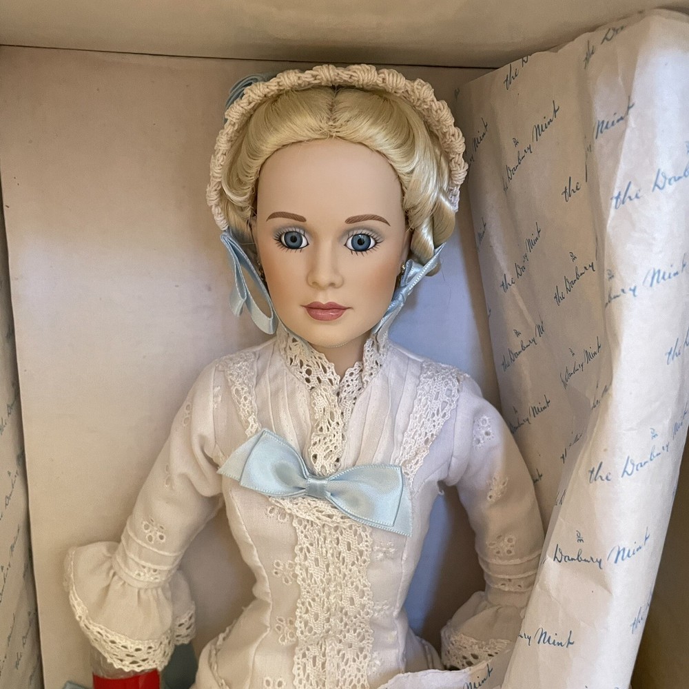 (NEW-in-Box) Danbury Mint GRACE KELLY as Amy Kane 