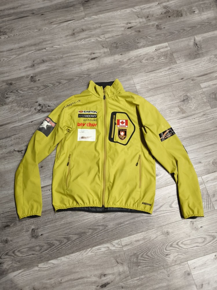 Men's Mammut Ultimate Light Windstooper Size  S Team Canada Hiking Clothing