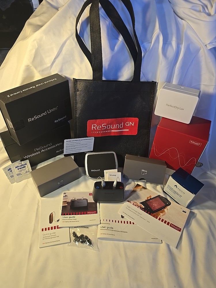 ReSound Omnia 7 Ru69 Hearing Aid Complete Kit with Accessories