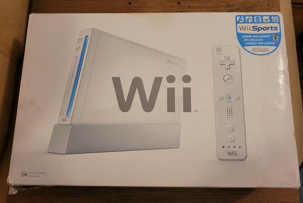 Nintendo Wii Console W/ 2 Games, Accessories, Box And Controllers Tested Working