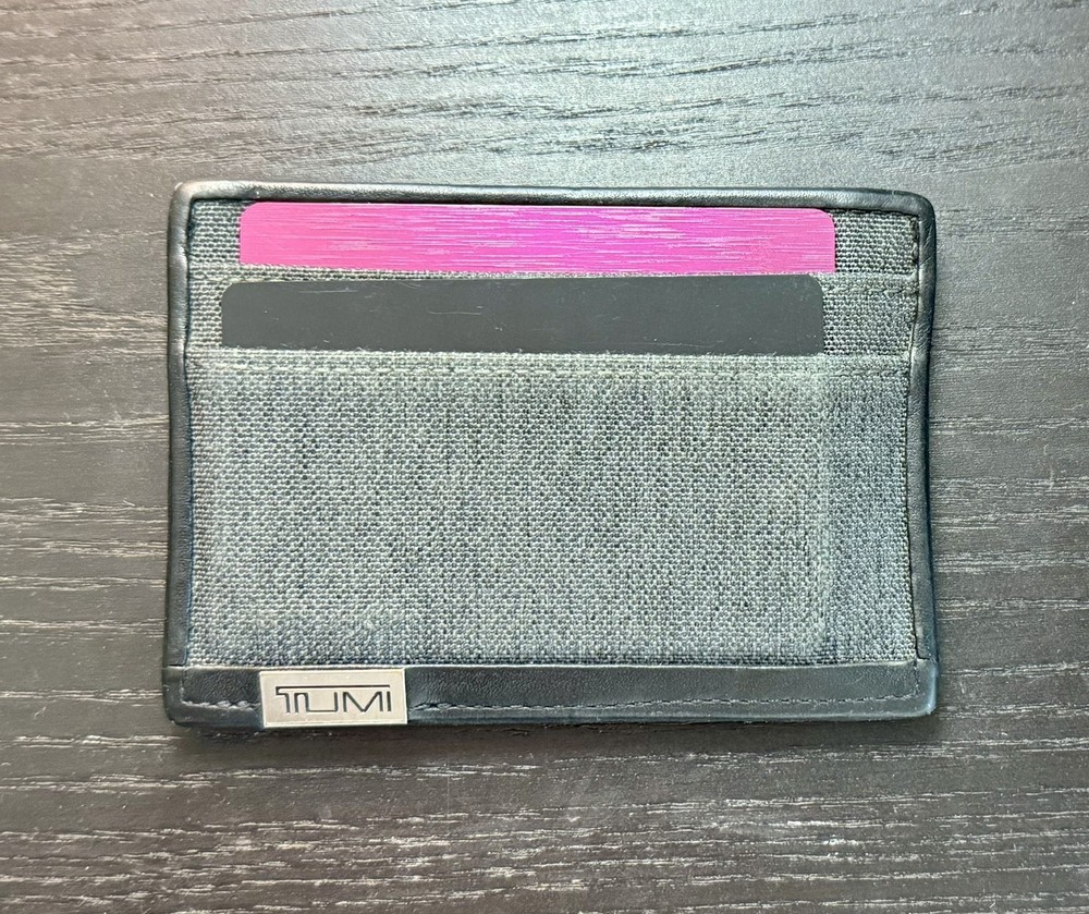TUMI Nassau SLG Slim Black Grey Leather Mens ID Card Cash Wallet
