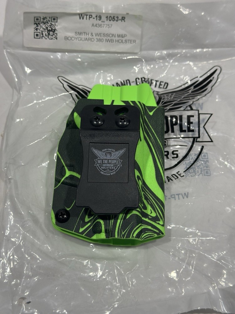 SMITH & WESSON M&P BODYGUARD 380 IWB HOLSTER - Color /Green Ink Swirl