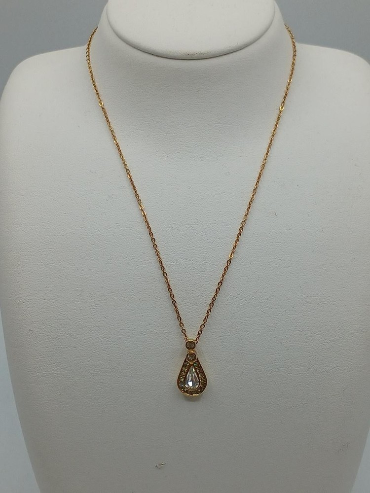 Dior Inspired Teardrop Crystal Necklace Y0810 Elegant Statement Piece