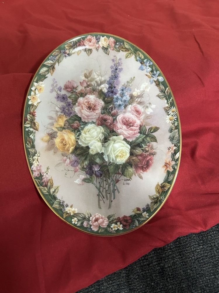Lena Liu Floral Cameos Bradford Exchange 1997 Collector Plate