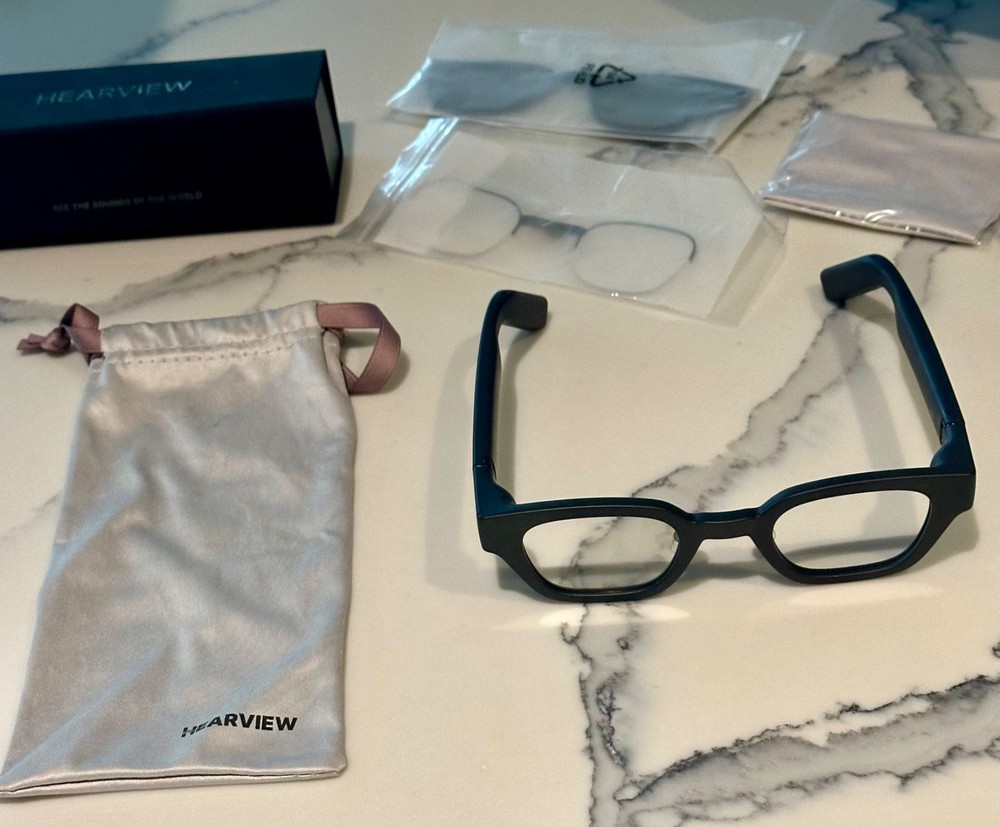 Hearview Smart Glasses with Multi-Language Subtitles, Lightweight & Real-Time Display