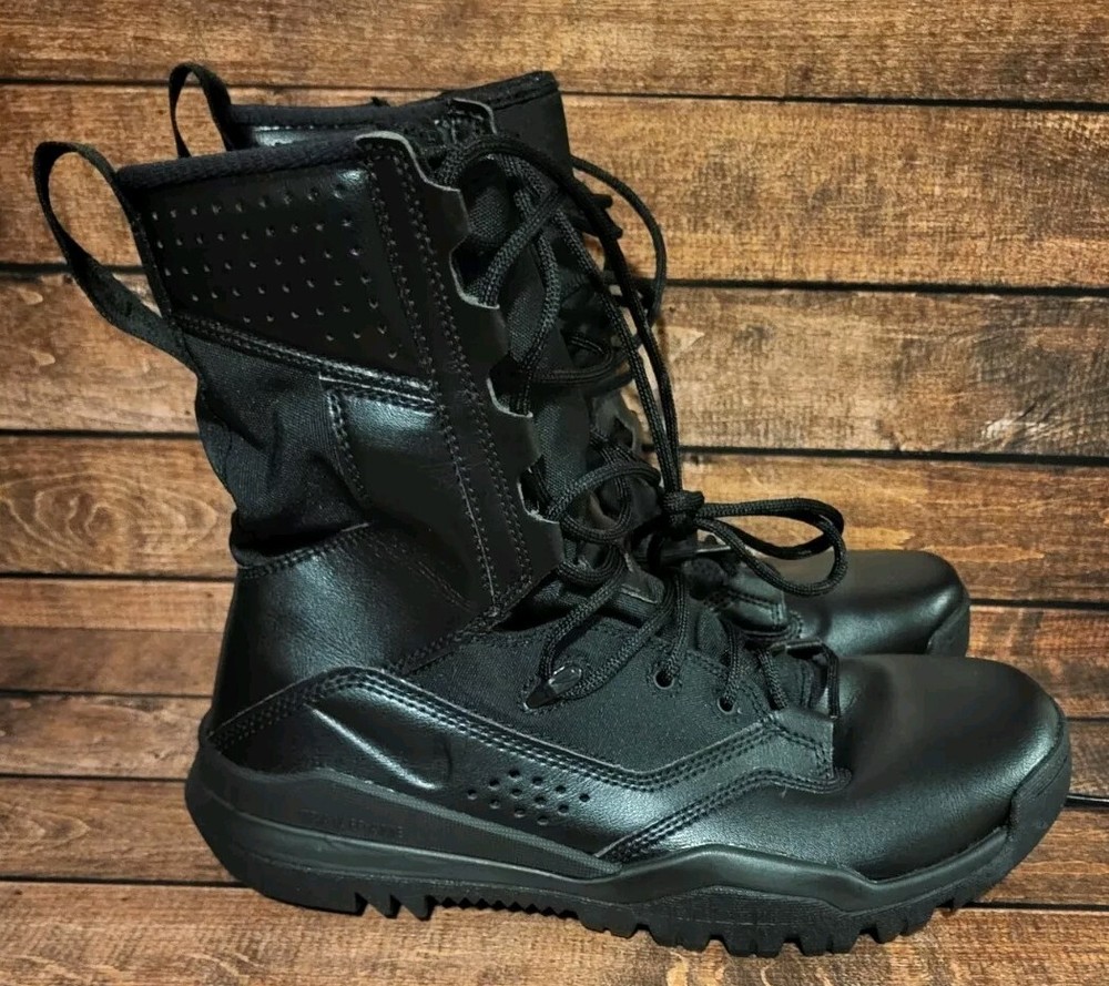 Nike SFB Field 2 8” Black Tactical Military Boots AO7507-001 Men's Size 6