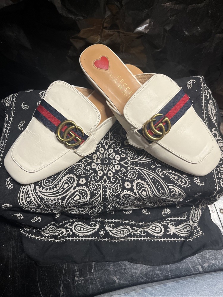 Gucci Women's Slides Size 38 Comfortable Luxury Sandals
