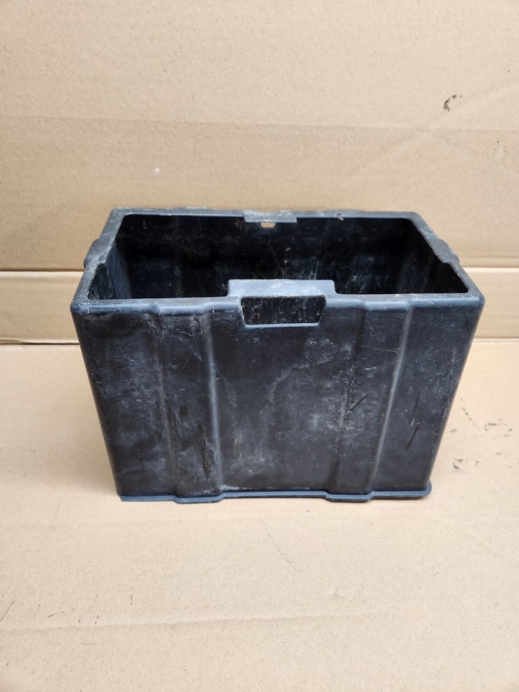 2001 Honda Civic 1.7 vtec Battery Cover Box OEM Tray Surround