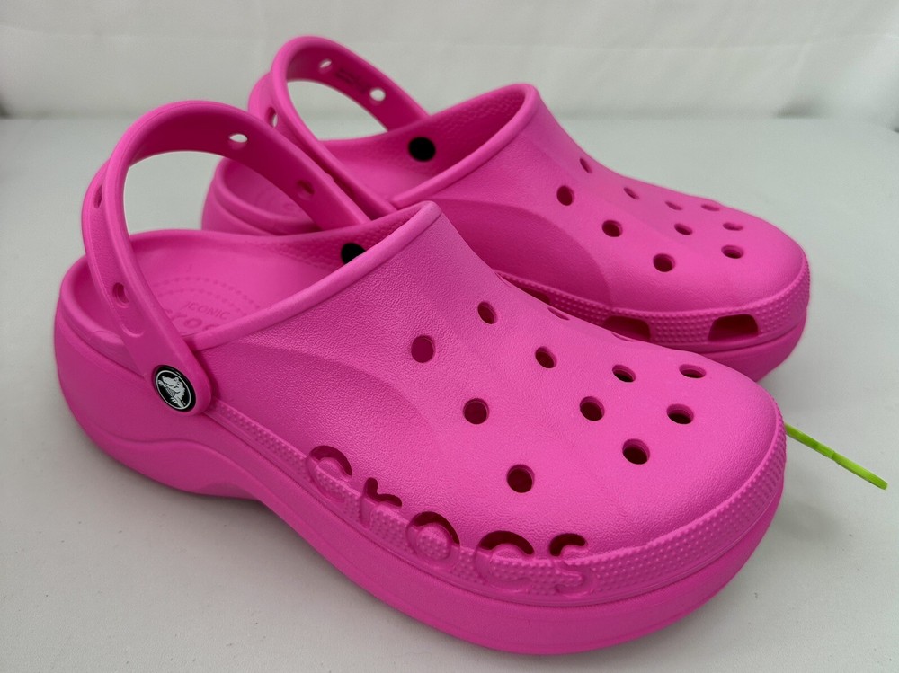 Women's US Size 8 Crocs Baya Platform Clog in Electric Pink 208186-6QQ