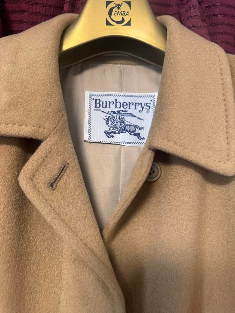 Burberry 100% cashmere coat Woman from Japan