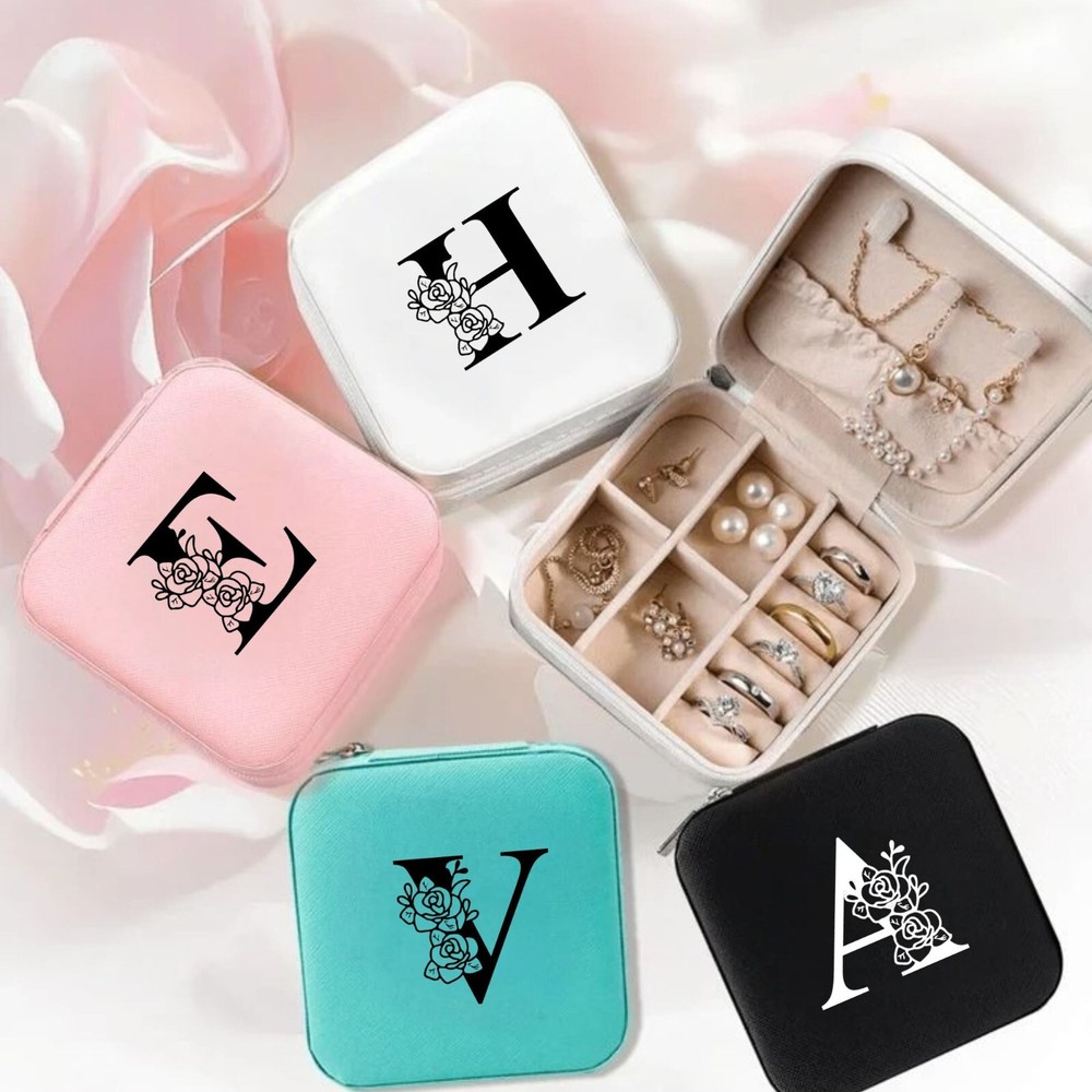 Custom Name Travel Jewelry Box Gift for Mom or Bridesmaid-image