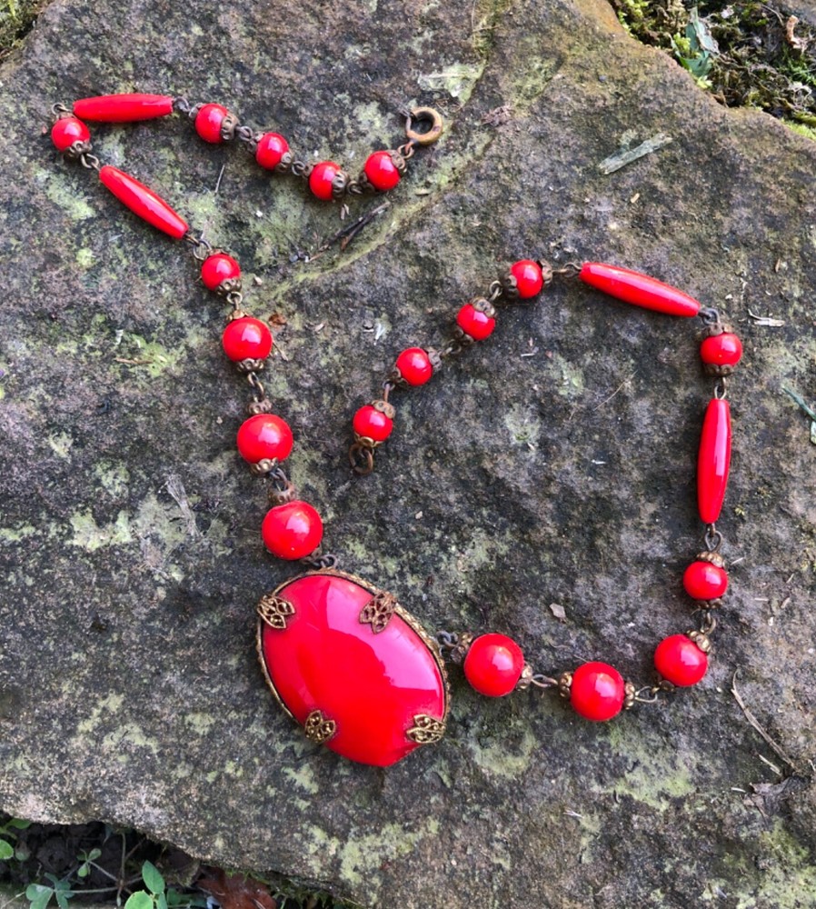 VTG 1930s RED CZECH GLASS Art Deco FLAPPER NECKLACE Choker As-Is BUY-NOW-image