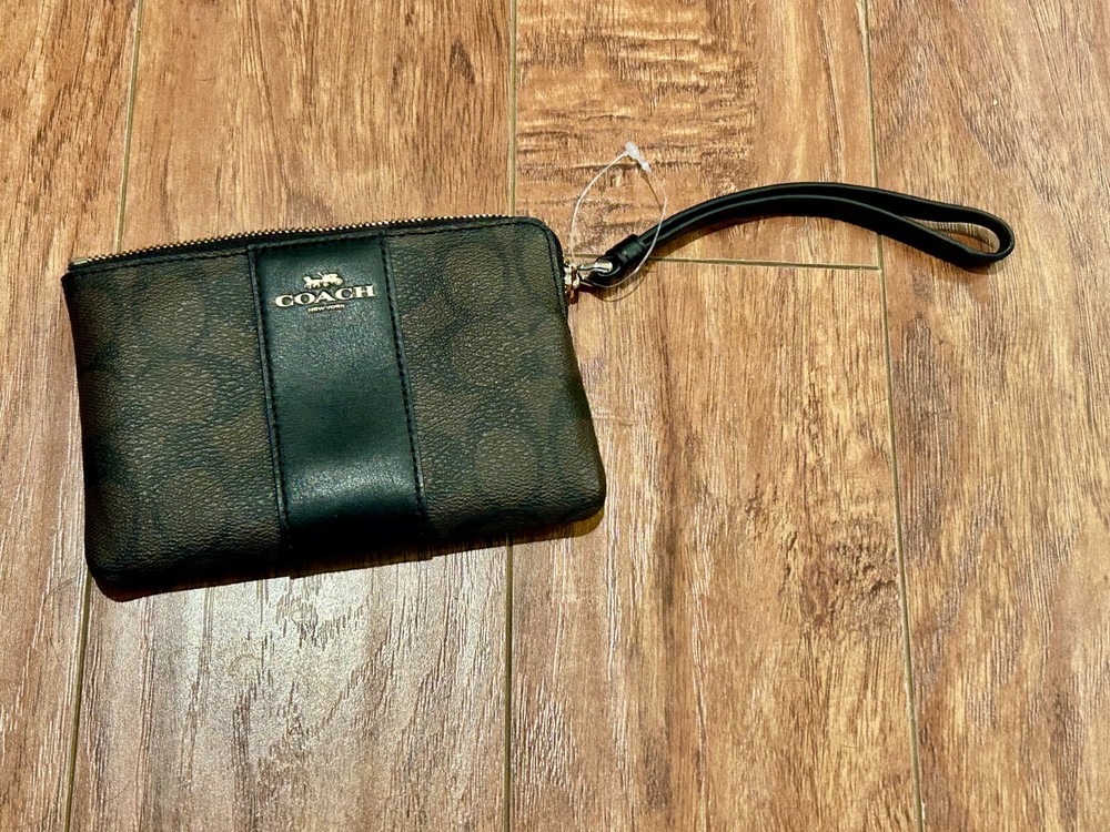 Coach Corner Zip Wristlet in Signature Stripe Canvas CW854 Authentic  