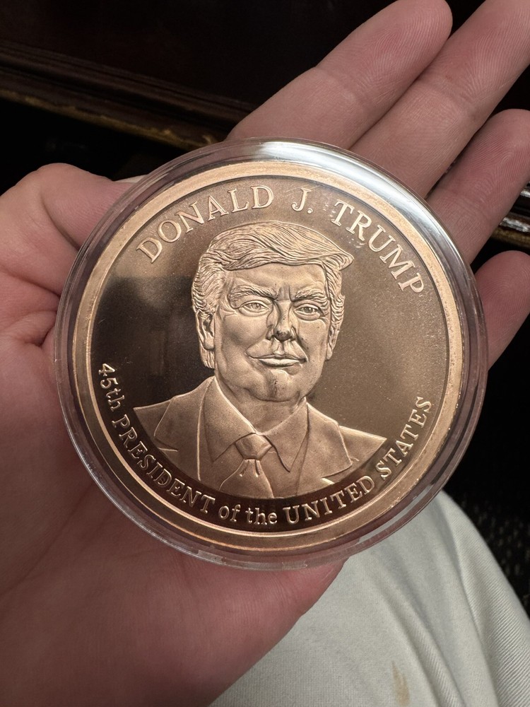 Trump 2020 5 oz .999 Copper BU coin 45th President commemorative IN A CAPSULE