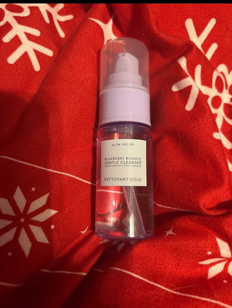 Glow Recipe Blueberry Bounce Gentle Cleanser: Hydrating, Antioxidant-Rich Face Wash for Smooth, Glowing Skin