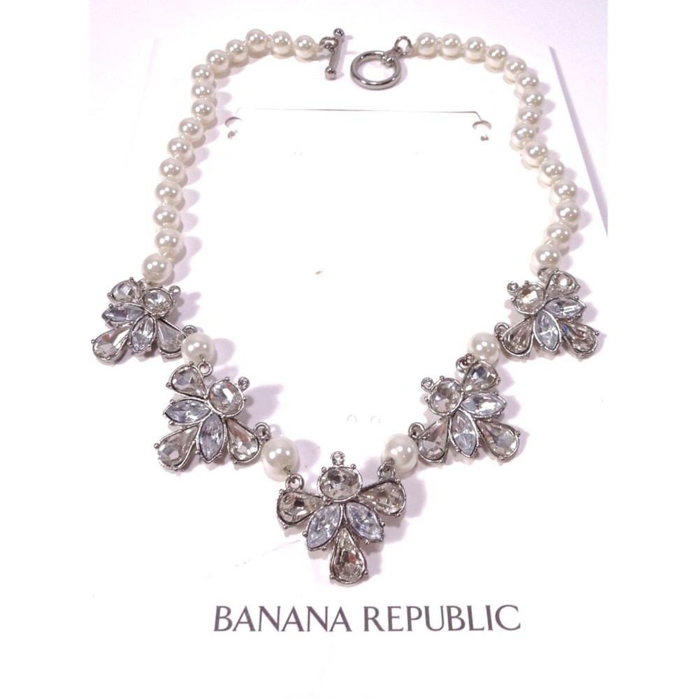 Banana Republic Crystal Pearl Toggle Necklace Women's NWT 58  