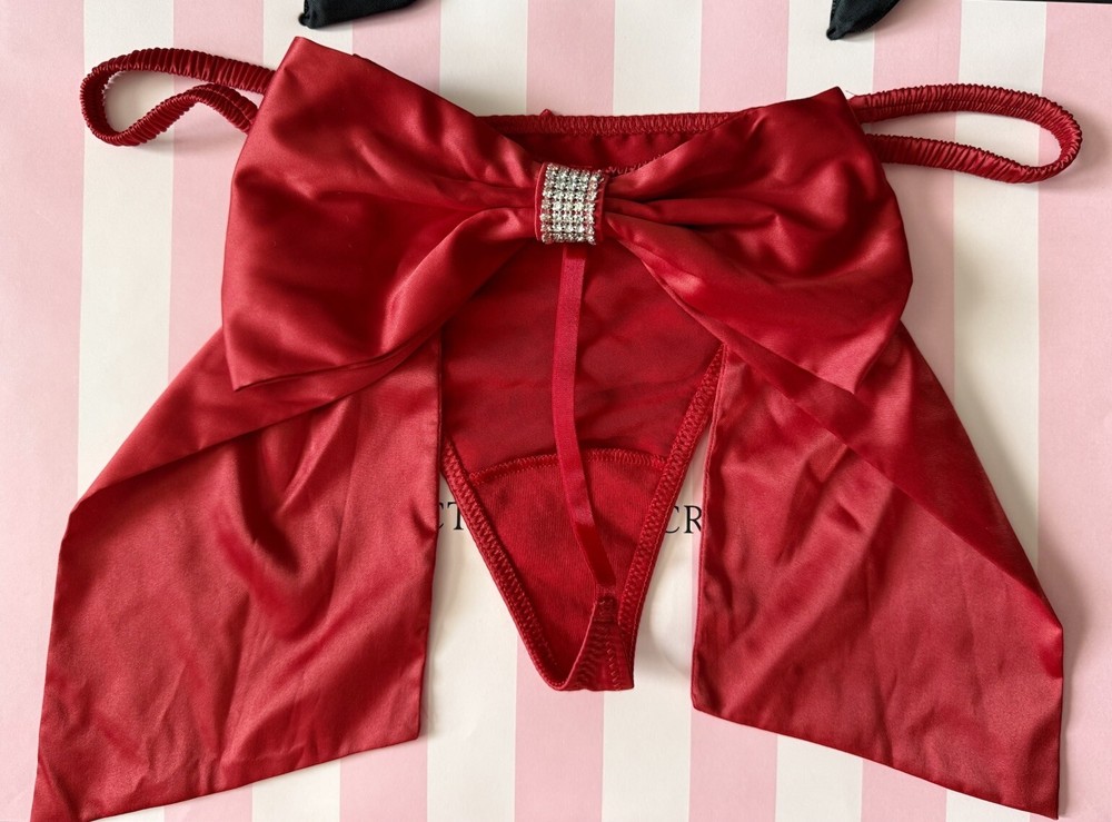 Victorias Secret Dream Angels Red Satin Bow V-String Panty L Rhinestone Accent