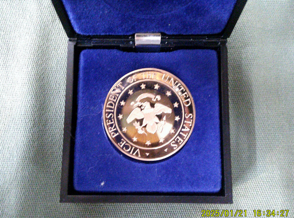 Vice Presidential Seal Spiro T Agnew Richard Nixon's VP Challenge Coin Bronze