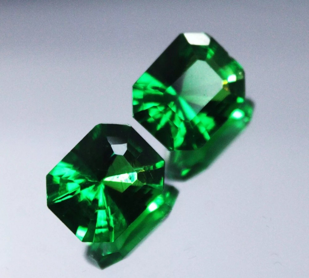 21.10 Ct Natural Tsavorite Garnet Emerald Shape Green Certified Loose Gemstone