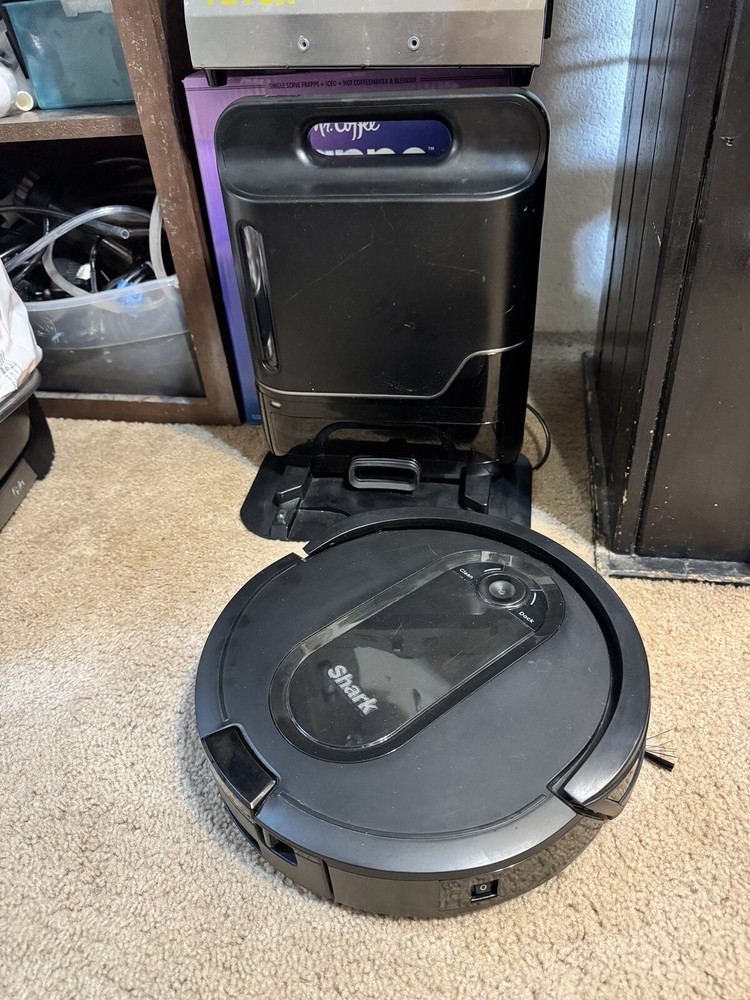 Shark UR1100S1US Self-Empty Robot Vacuum with Smart Home Control