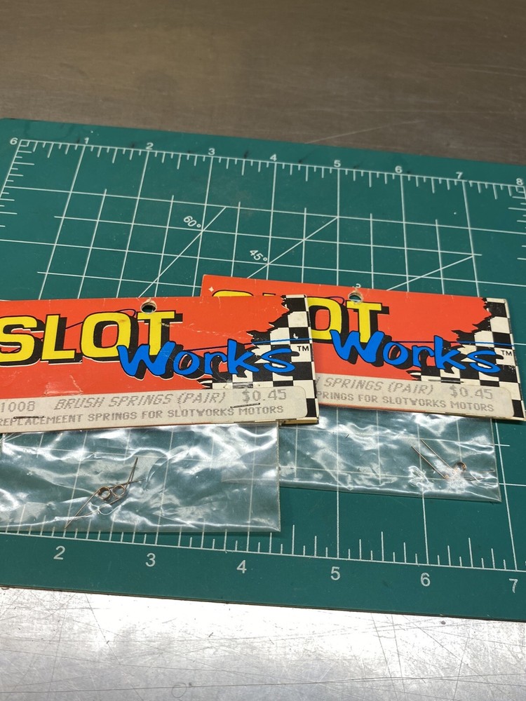 Trinity Slot Car Brush Springs Lot of 2 Packs for 1/24 1/32 16D