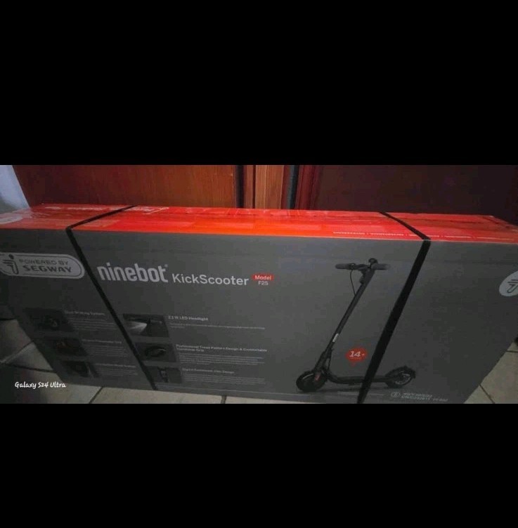 Segway Ninebot F25 Electric Scooter 12 Mile Range 15 MPH Speed