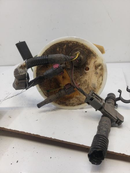 2003 Ford Explorer 4.0L 4-Door Fuel Pump Assembly Fits Models from 12/10/02 OEM 938915