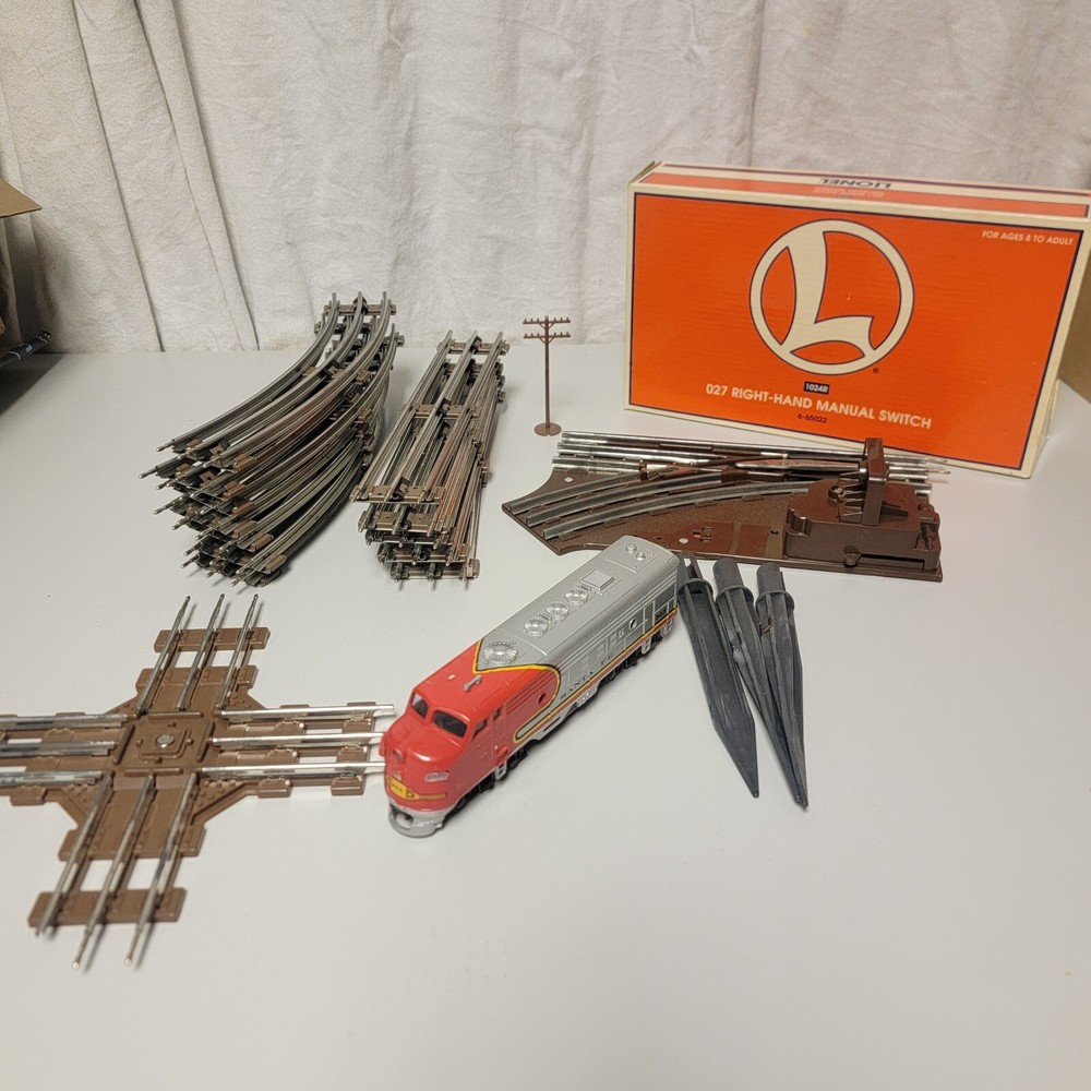 Lionel Right Hand Switch Tracks Crossing  Ground Spikes Bachman Train 19 Pieces