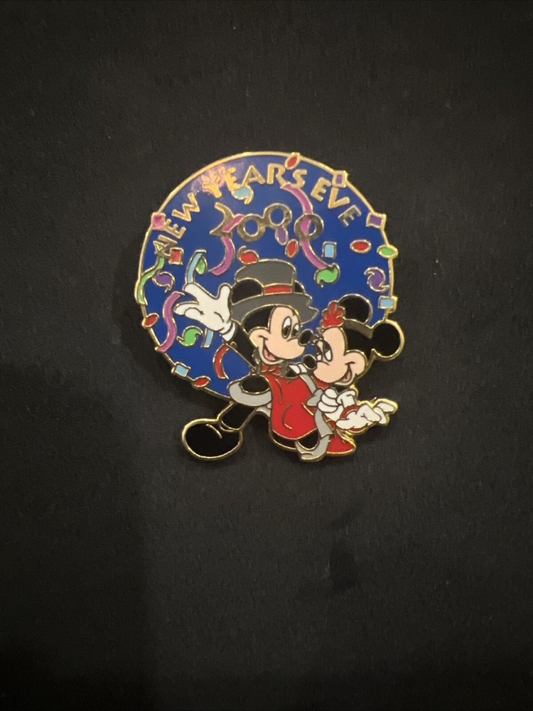 New Years Eve 2000 Disney Mickey Minnie Pin
