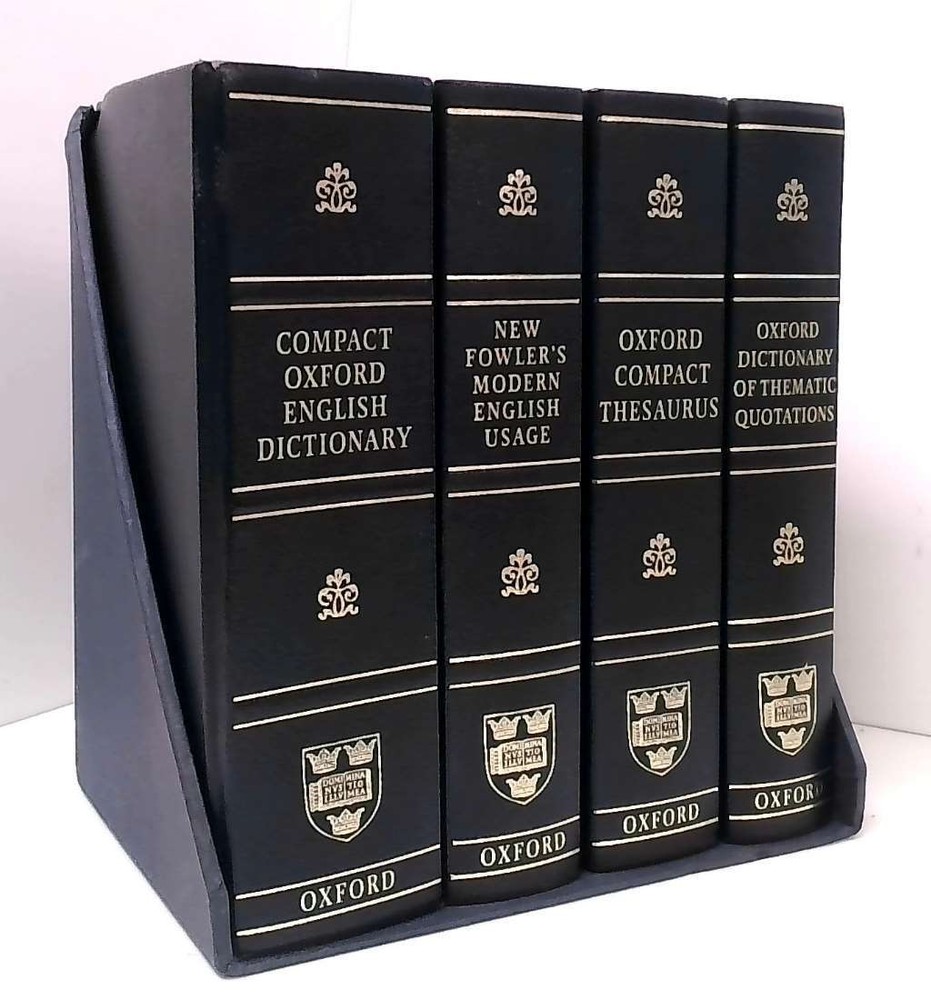 Oxford Compact English Dictionary 4-Book Box Set in Slip Case 2002 - Good Condition