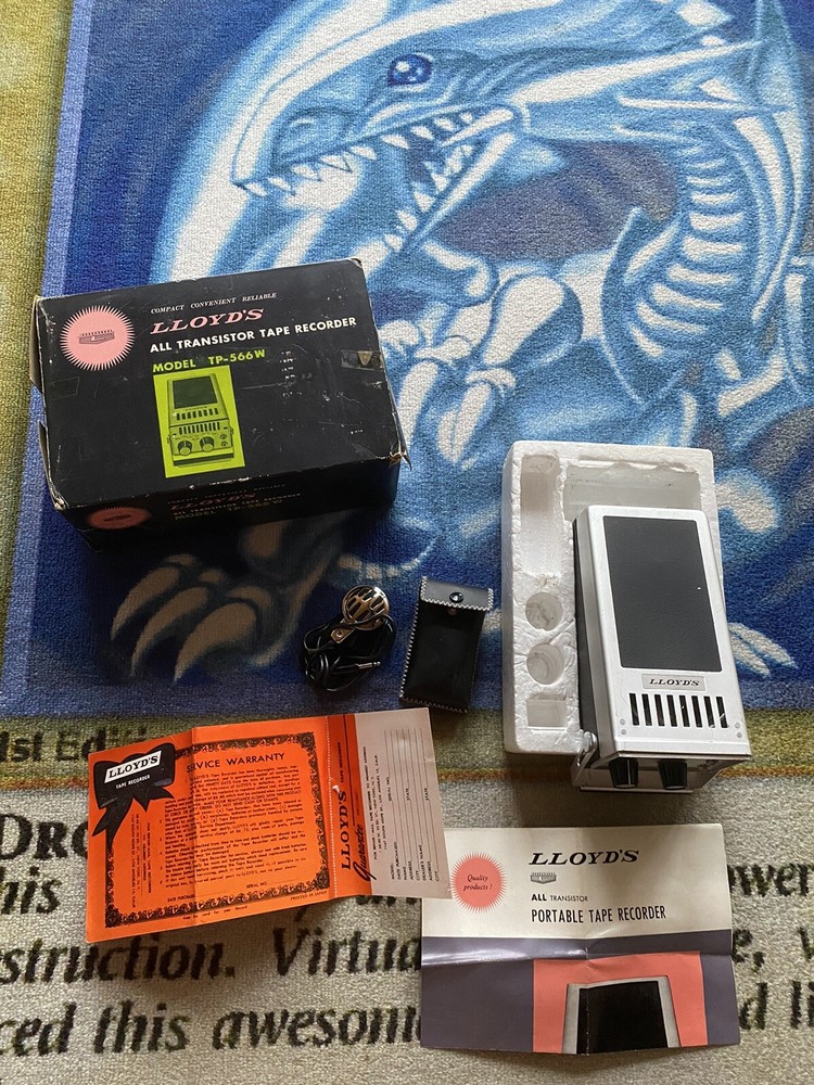 Vintage Lloyd's Model TP-566W All Transistor Tape Recorder CLEAN! UNTESTED!