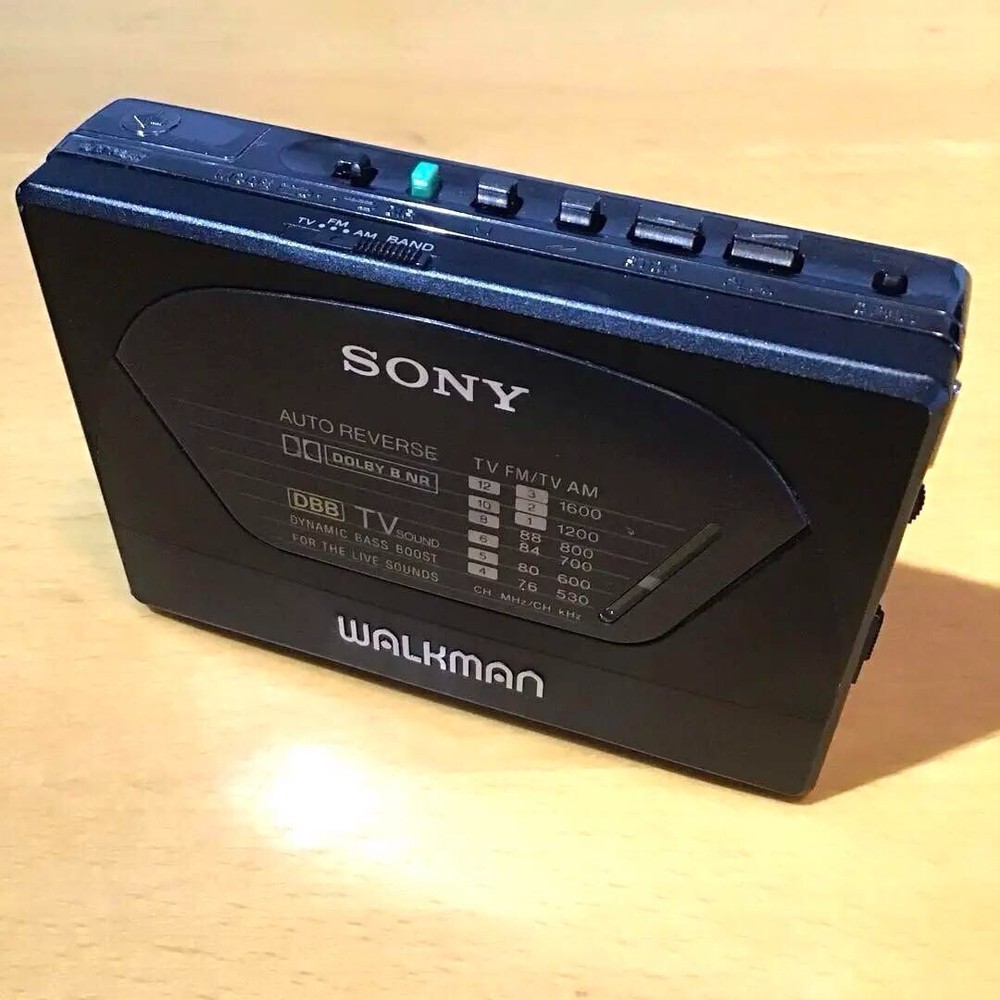 Junk SONY Walkman WM-F180 Portable Cassette Player