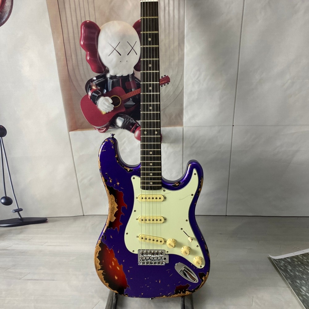 st electric guitar Chrome plated hardware purple body Vintage aging US warehouse