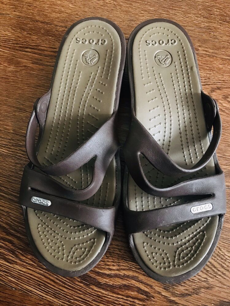 Crocs Patricia Beige Wedge Sandals 8 EUC