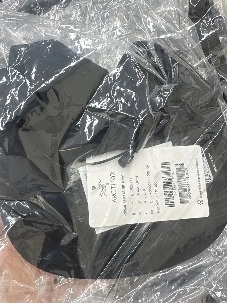 Arc’teryx Norvan Brim Hat 7771 in Black – Durable Novan Cap