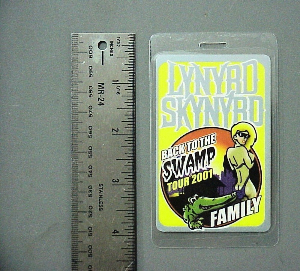 Lynyrd Skynyrd backstage pass Laminated Back to the Swamp Tour 2001 !