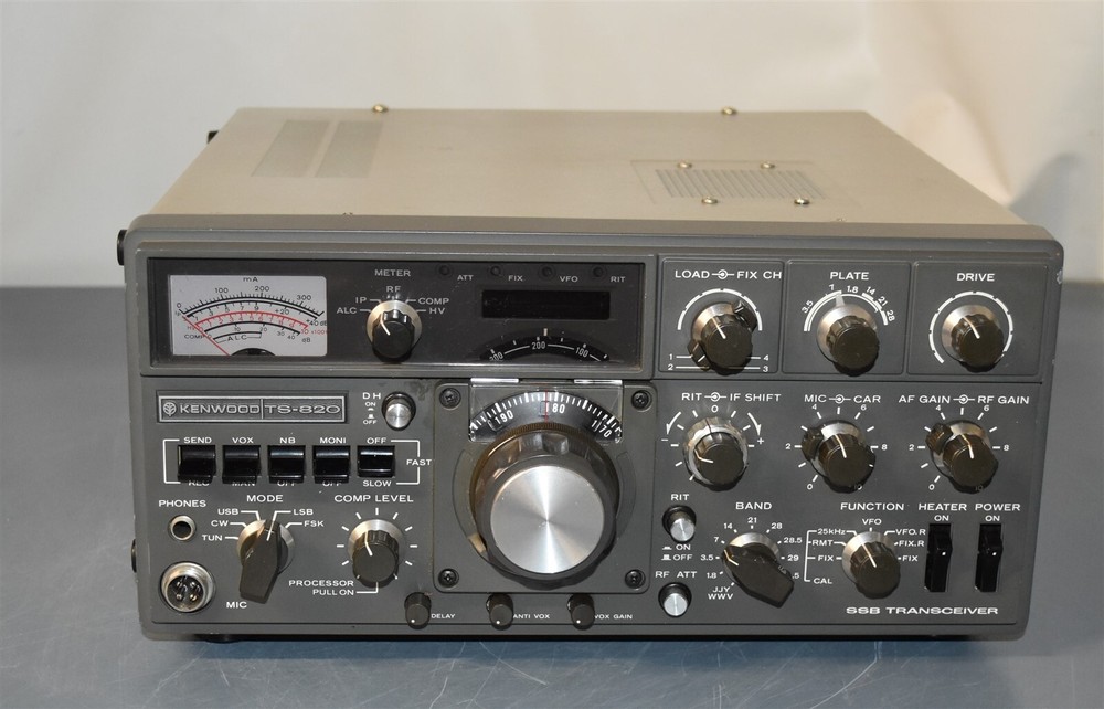 KENWOOD TS-820 HF TRANSCEIVER!