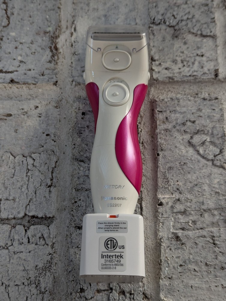 Women's Pink Panasonic Wet/Dry Cordless Shaver With Charger Works Great!