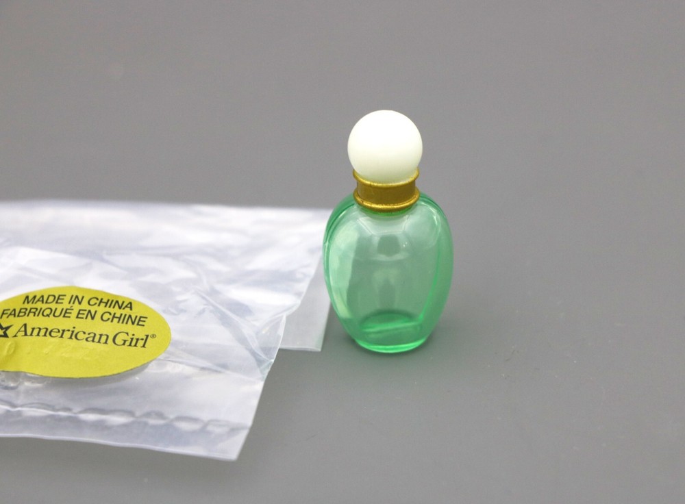 American Girl a bottle of perfume or potion for 18'' doll living room