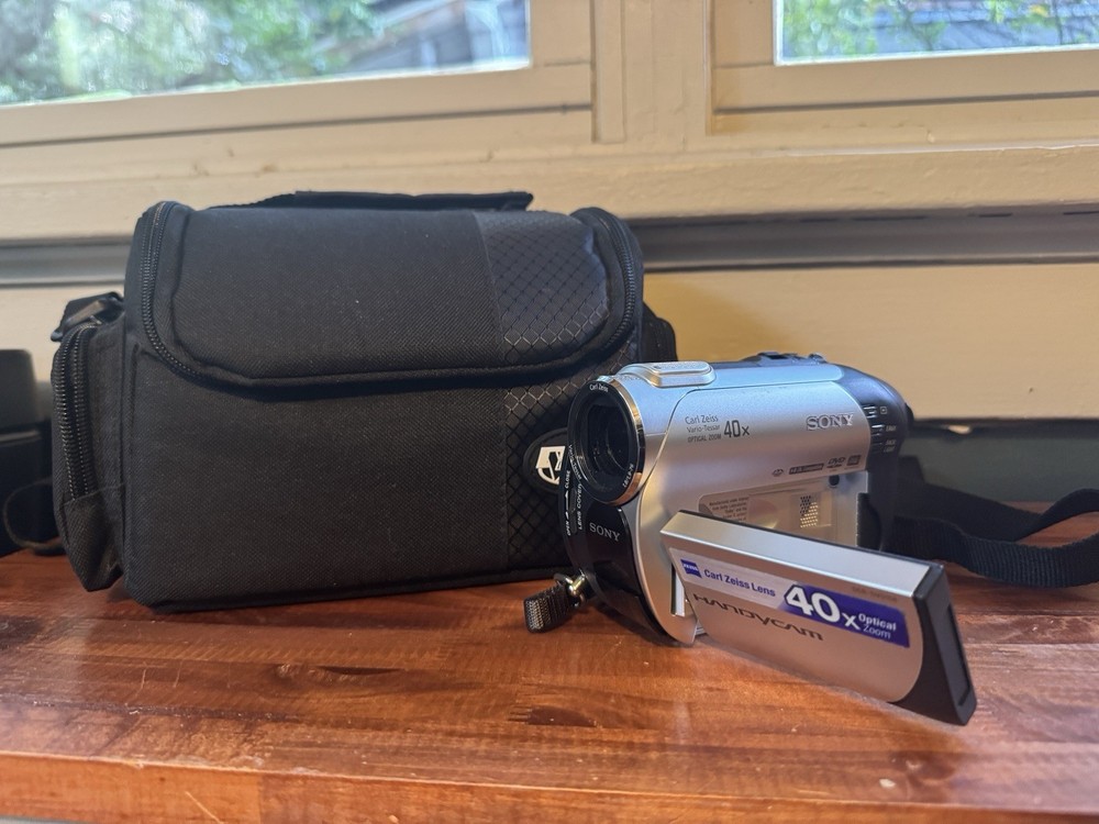 Sony DCR-DVD108 40x HandyCam Mini DVD Camcorder with Case and Cords