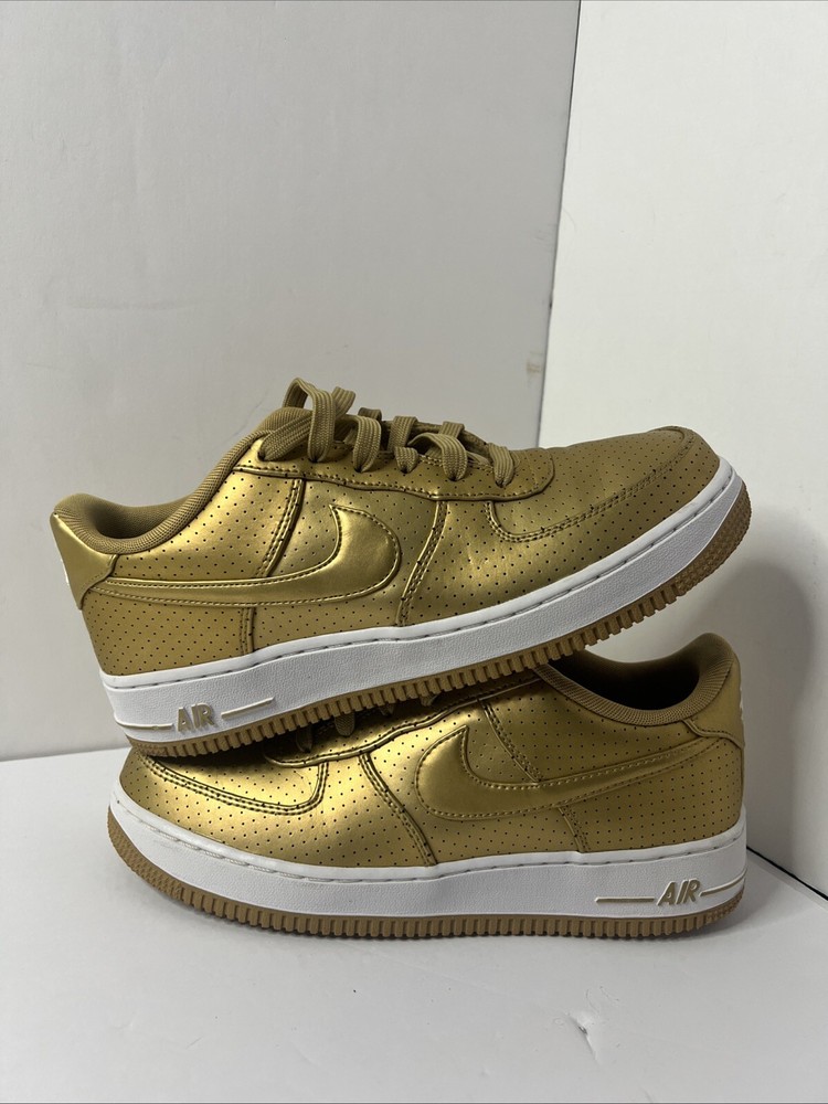 Size 7y - Nike Air Force 1 '07 LV8 Low Gold