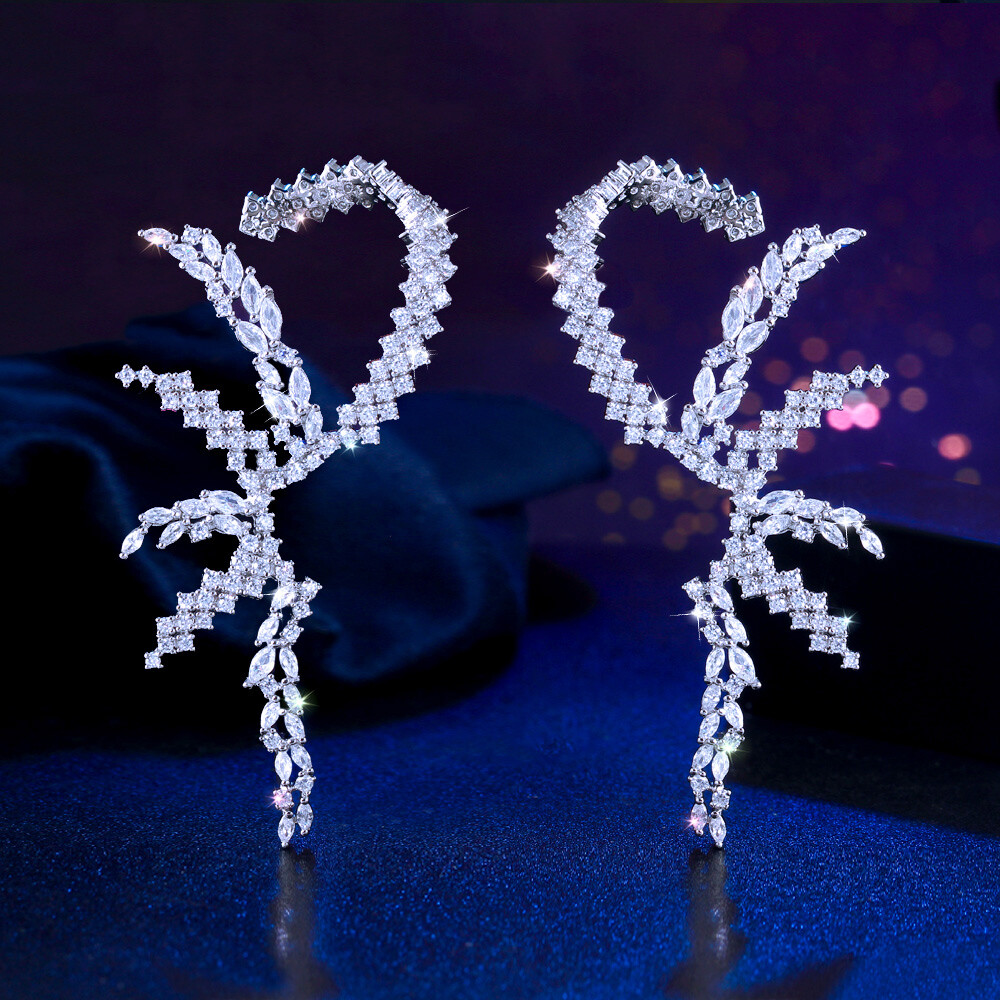 Silver Plated Cubic Zirconia Amerian Crystal Big Leaf Ear Cuff Climber Earrings