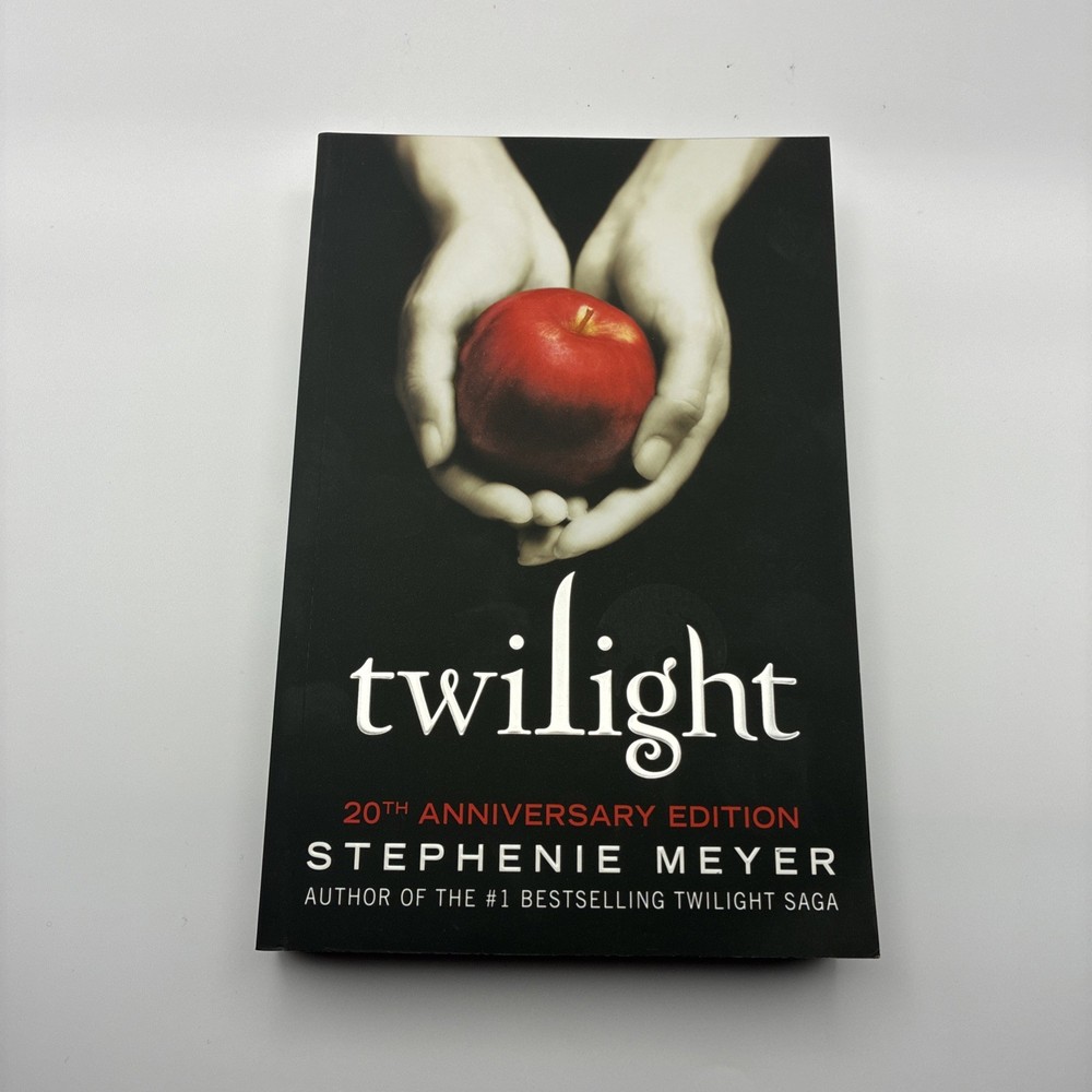 Twilight : 20th Anniversary Edition, Paperback by Meyer, Stephenie, Brand New...