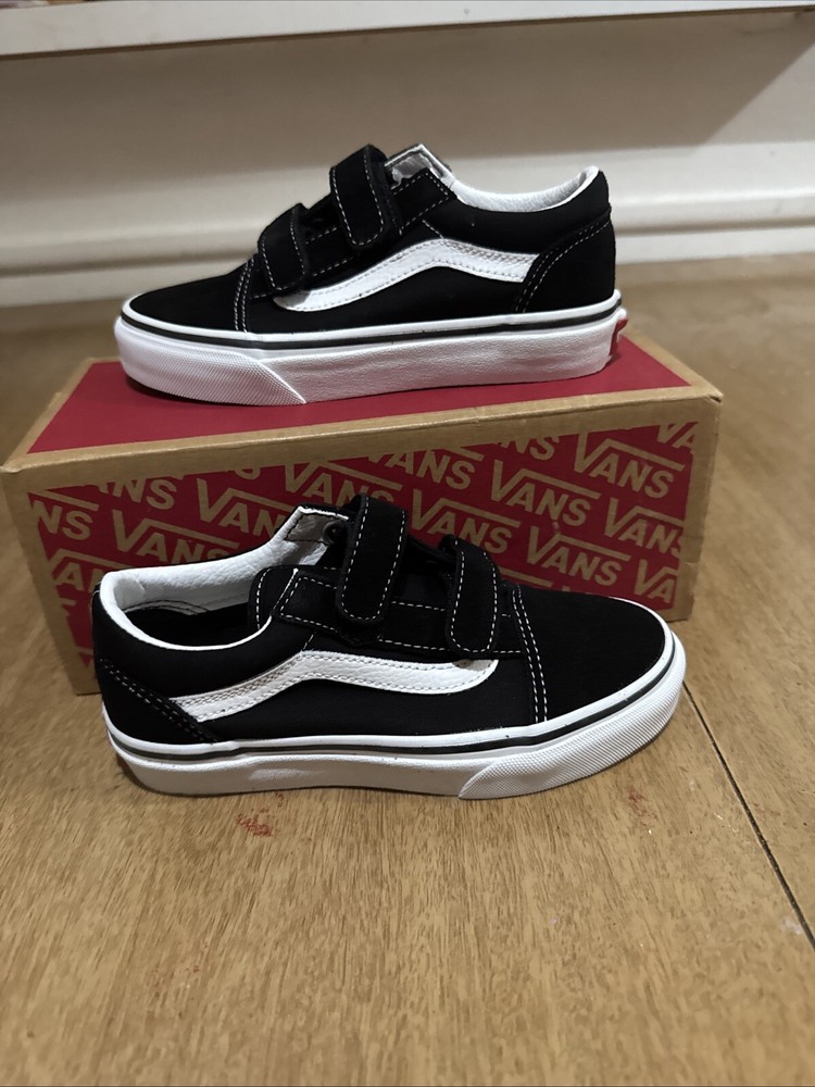 Vans Old Skool V Classic Skate Shoes Black White