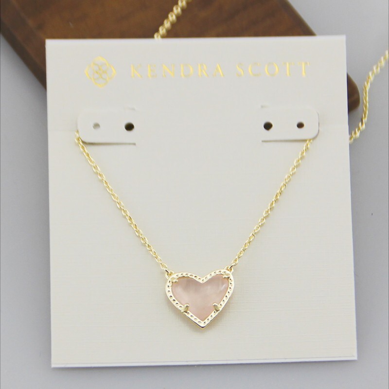 KENDRA SCOTT Ari Heart Necklace in Gold with Pink Crystal Accents