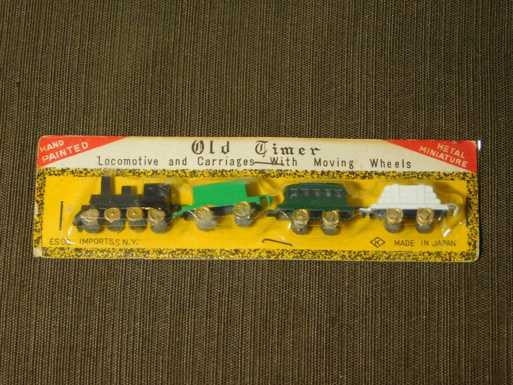 VINTAGE MINIATURE TRAINS HAND PAINTED OLD TIMER LOCOMOTIVE & CARRIAGES NEW