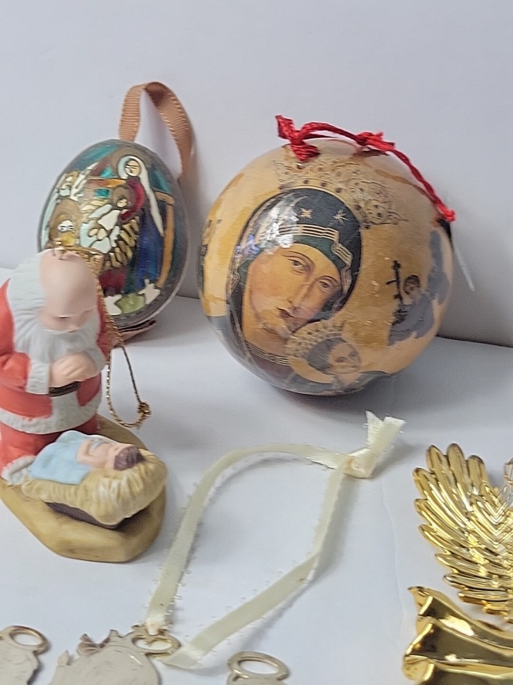 Christmas Tree Ornament Set of 5 Kneeling Santa Angel Lilian Vern Box TB8