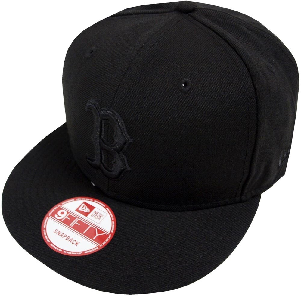 New Era MLB Boston Red Sox Black On Black Snapback Cap 9FIFTY Limited Edition