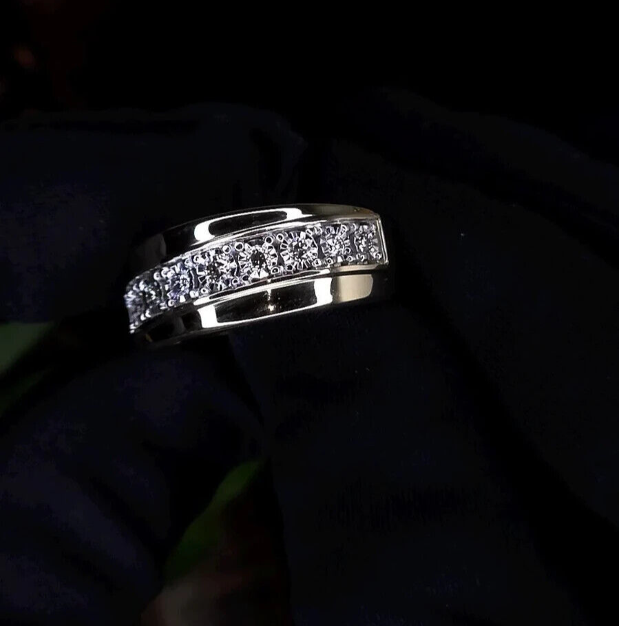 1.5Ct Round Cut Natural Moissanite Men's Wedding Band in 14K White Gold